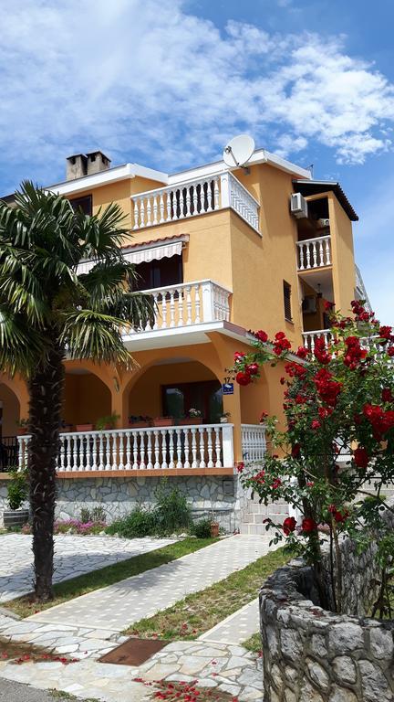 Apartment Krizanovic Malinska Exteriér fotografie