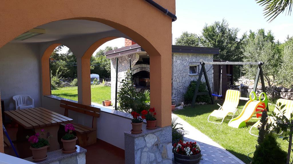 Apartment Krizanovic Malinska Exteriér fotografie